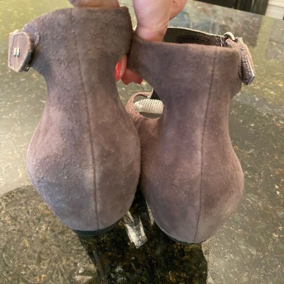 Tsobu Charcoal *Sin* Sandals EUC Sz 8 - Picture 7 of 10